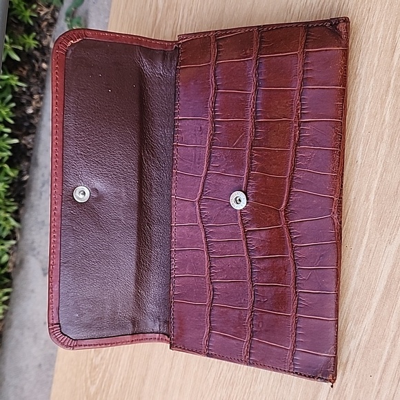 Brighton Brown Crocodile-Embossed Leather Clutch/Wallet - Picture 9 of 11
